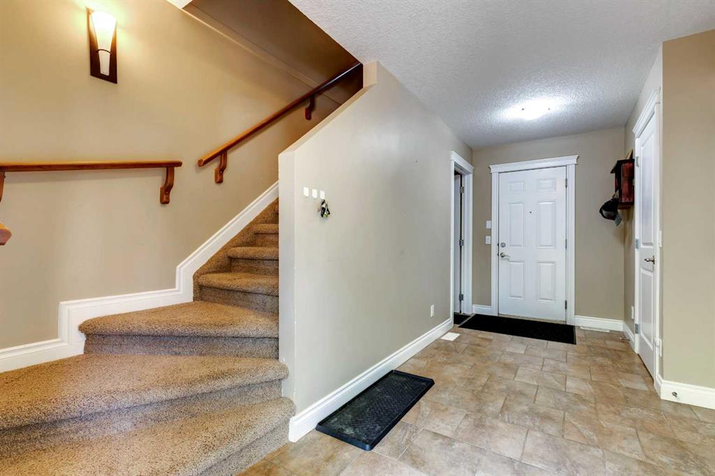 2427 29 Street SW, #2