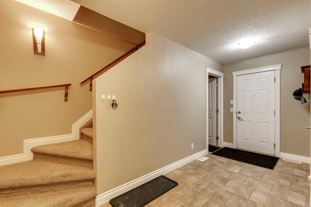 2427 29 Street SW, #2