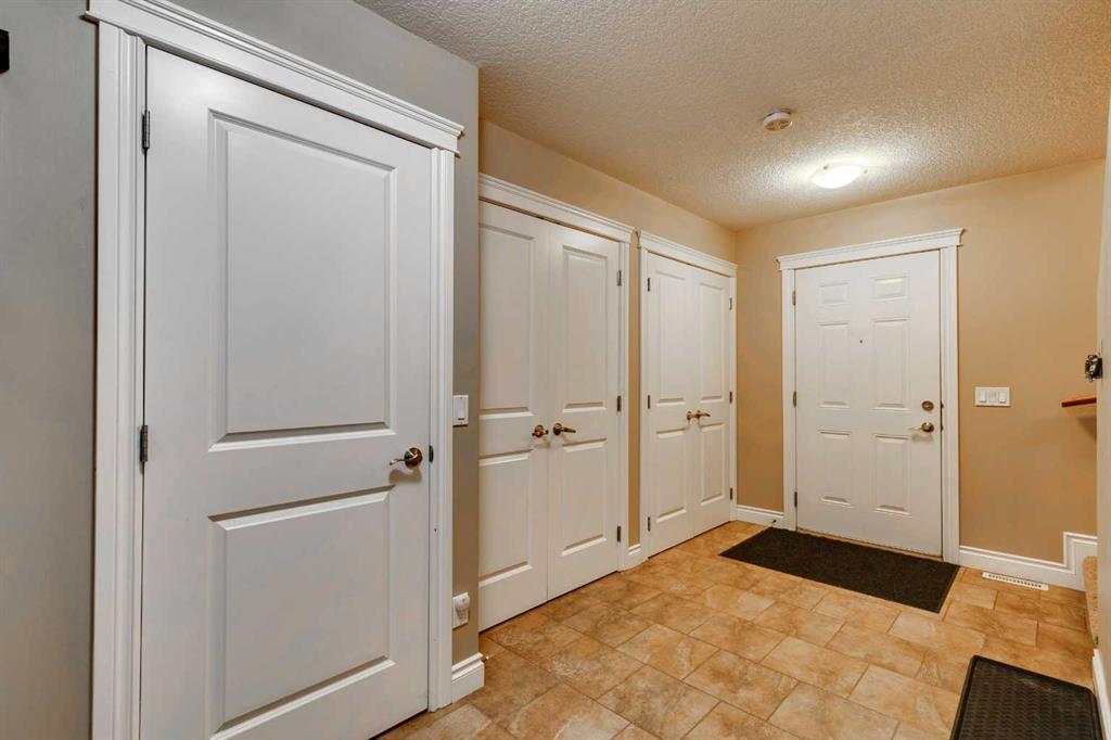 2427 29 Street SW, #2