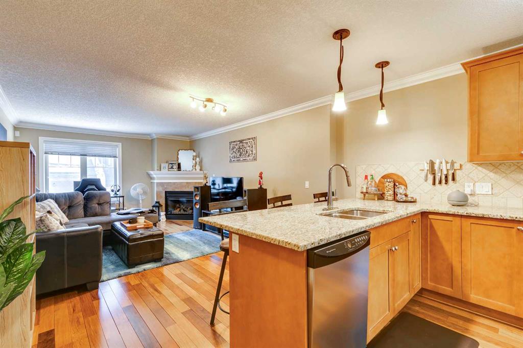 2427 29 Street SW, #2