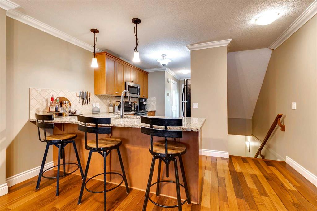 2427 29 Street SW, #2