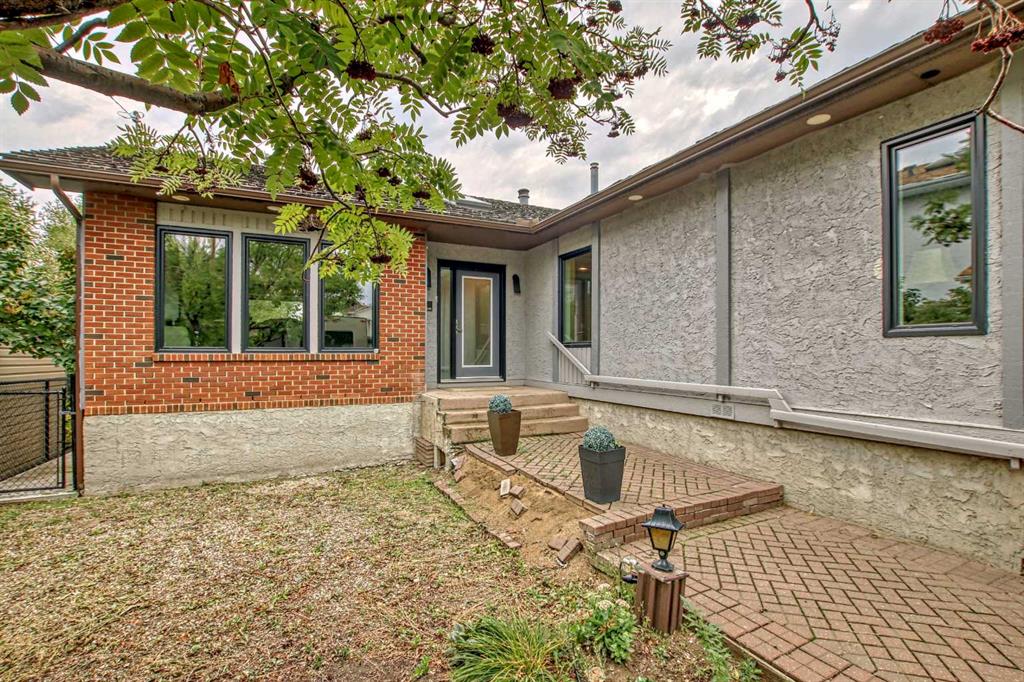 624 West Chestermere Drive