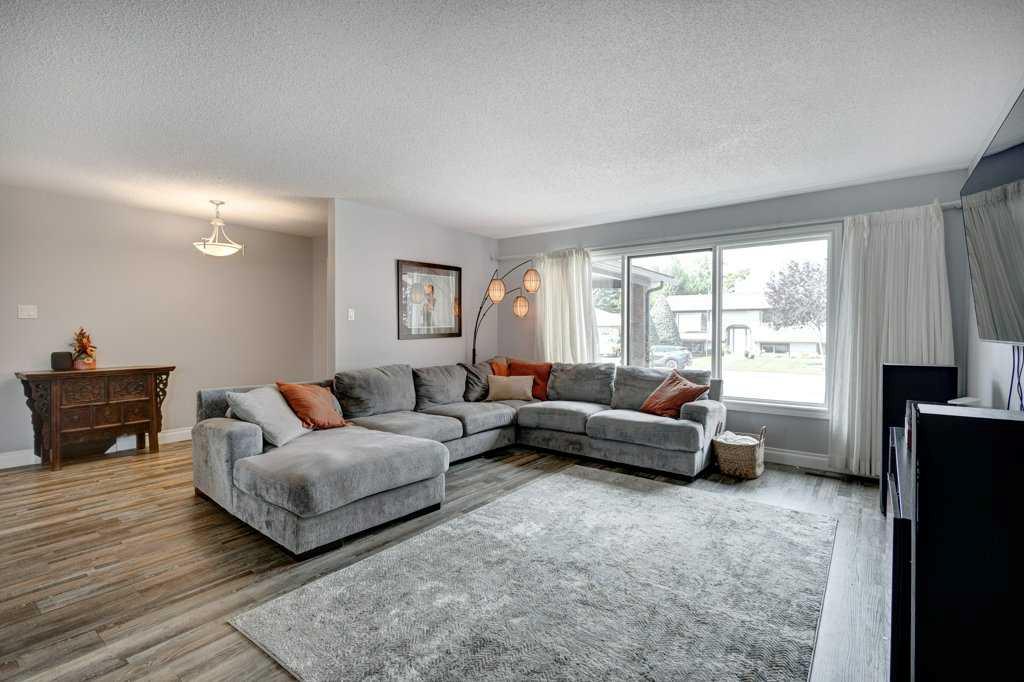 Listing A2076245 - Large Photo # 4
