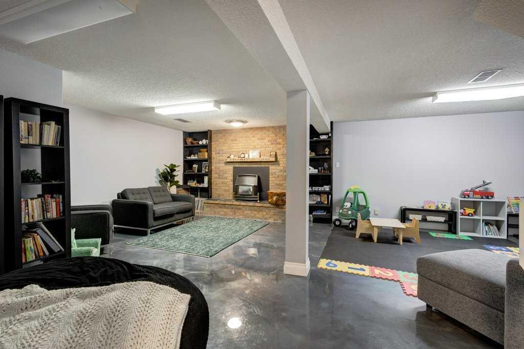 Listing A2076245 - Large Photo # 20