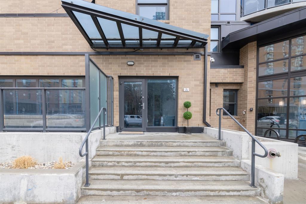 303 13 Avenue SW, #103