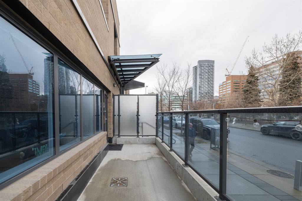 303 13 Avenue SW, #103