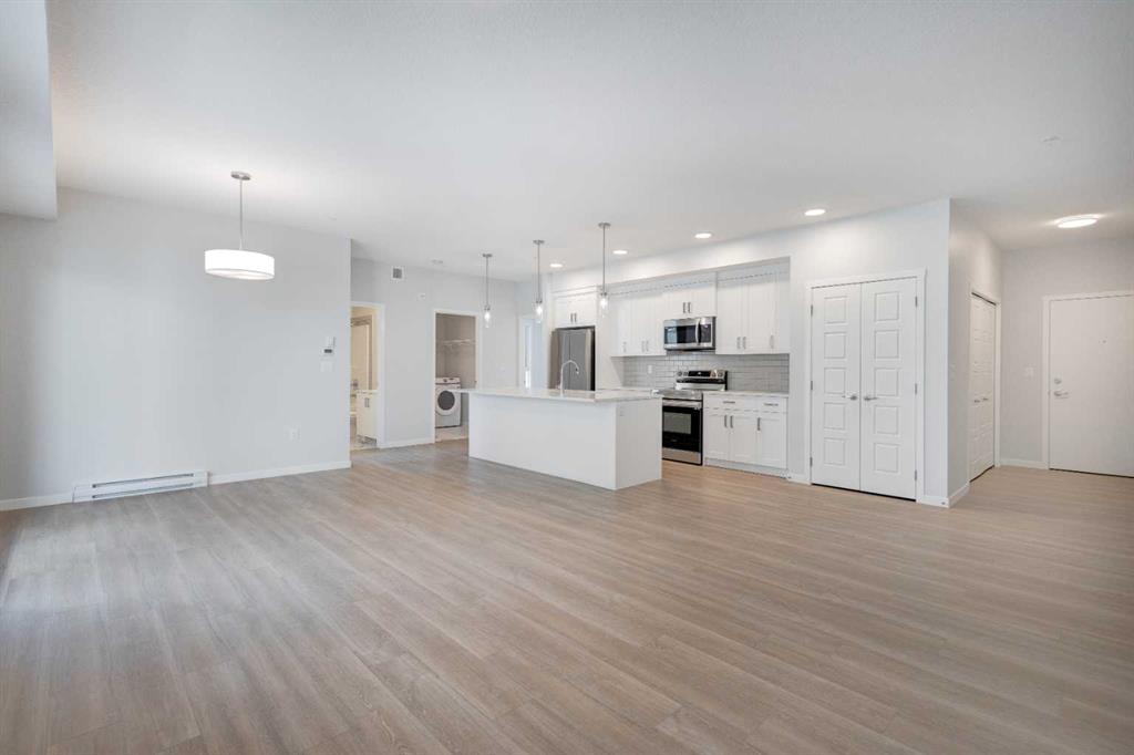 42 Cranbrook Gardens SE, #2203
