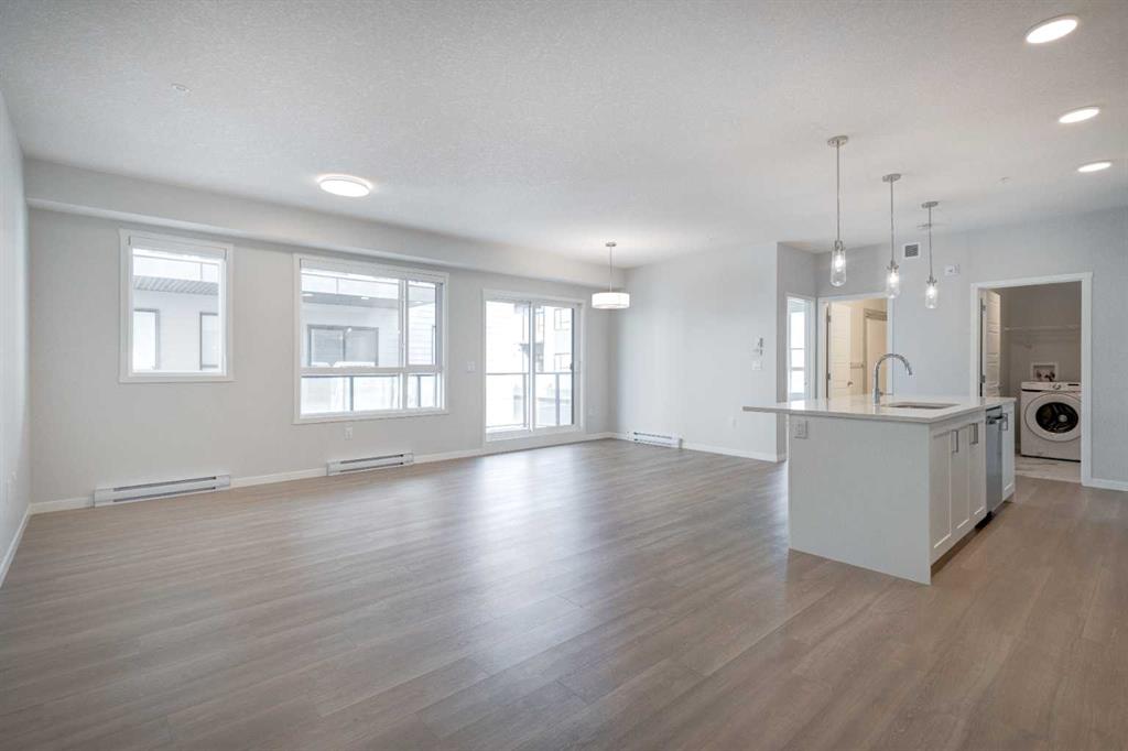 42 Cranbrook Gardens SE, #2203