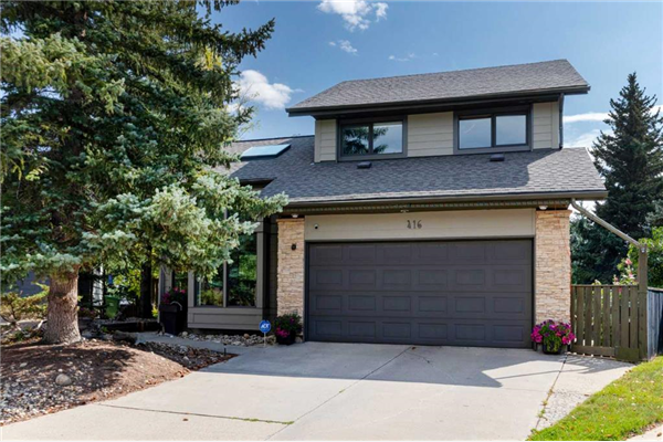 416 Dalcastle Mews NW, Calgary