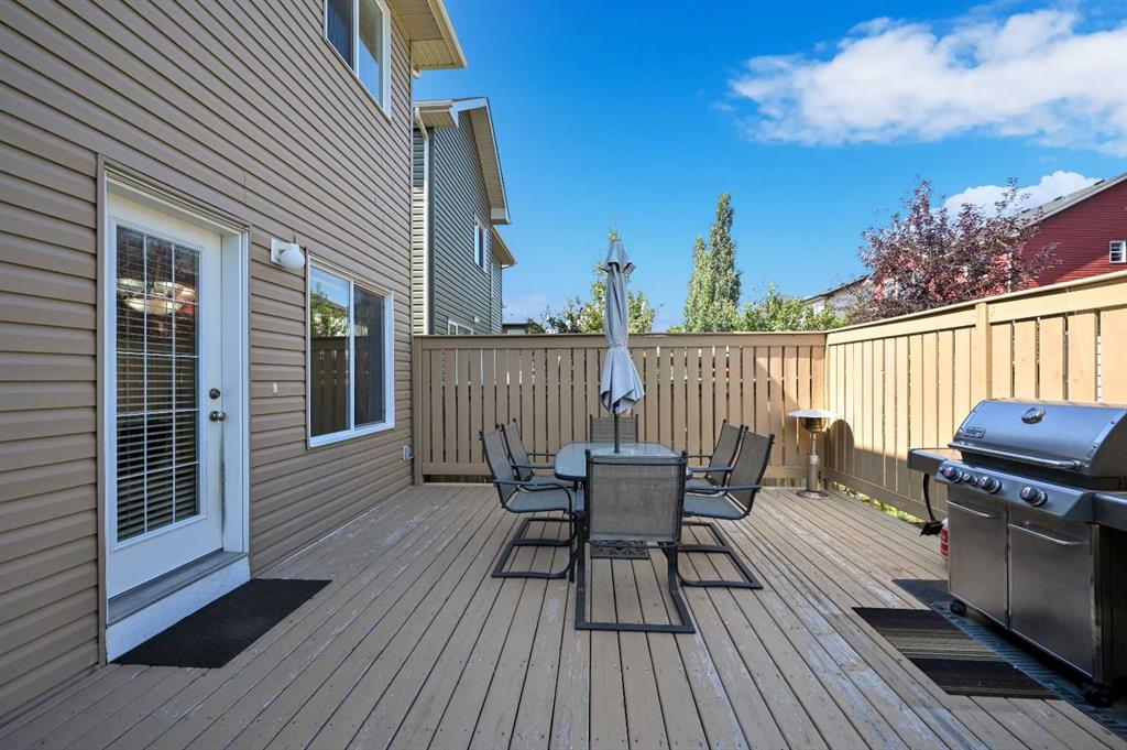 84 Evanspark Way NW