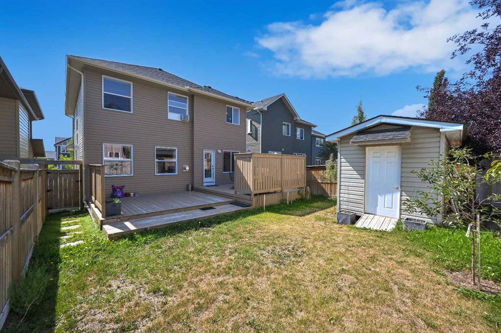 84 Evanspark Way NW