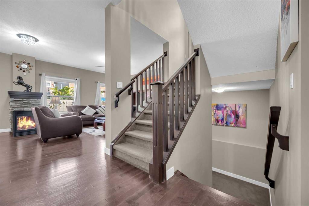 84 Evanspark Way NW