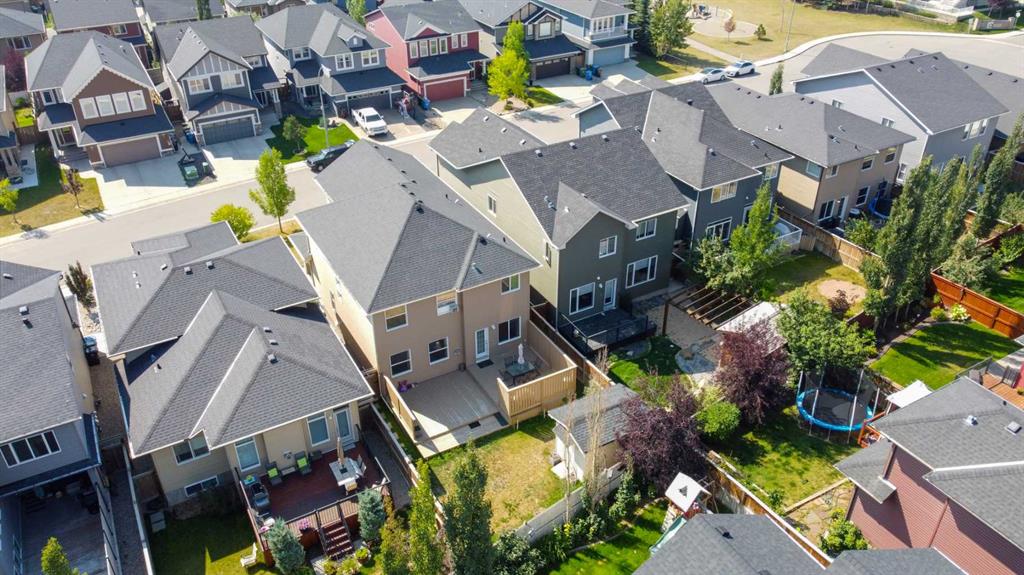 84 Evanspark Way NW