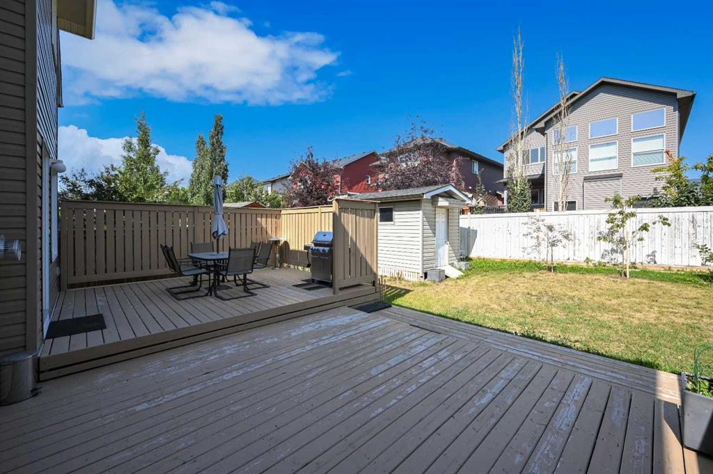 84 Evanspark Way NW