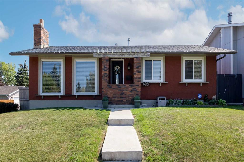 208 Parkland Way SE