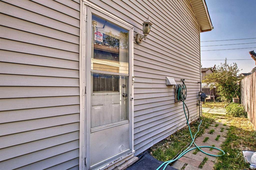 187 Erin Woods Drive SE