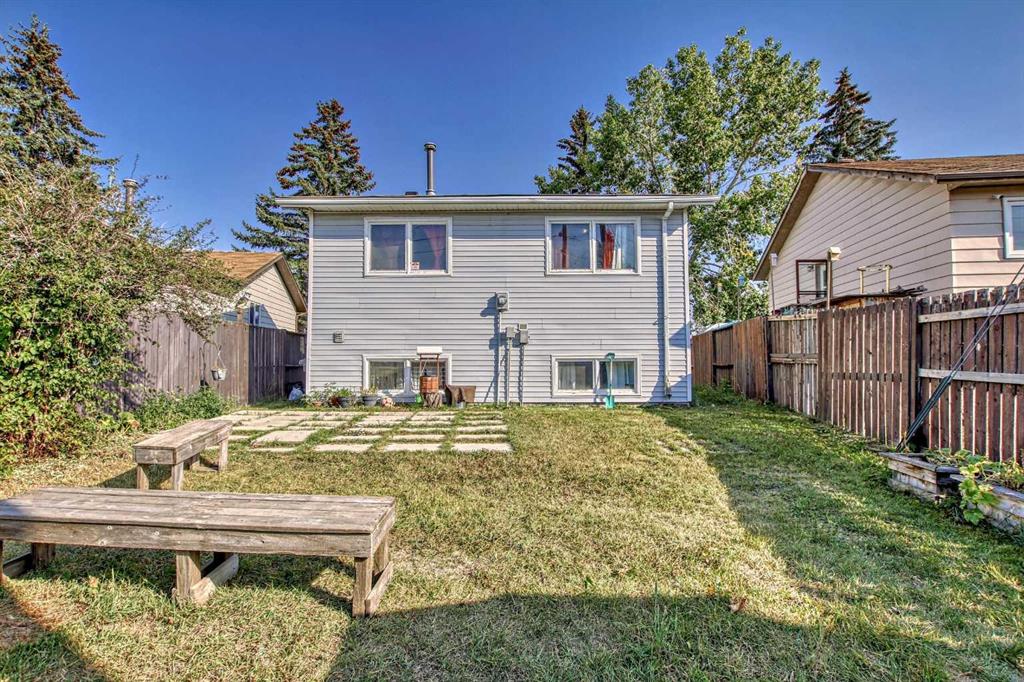187 Erin Woods Drive SE