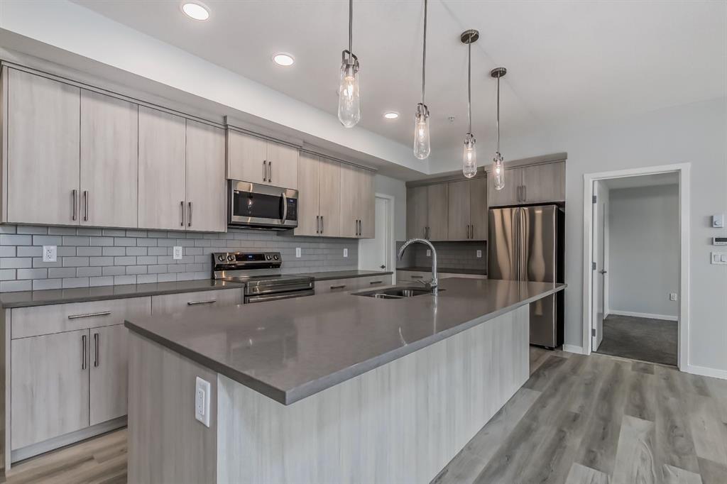 220 Seton Grove SE, #2102