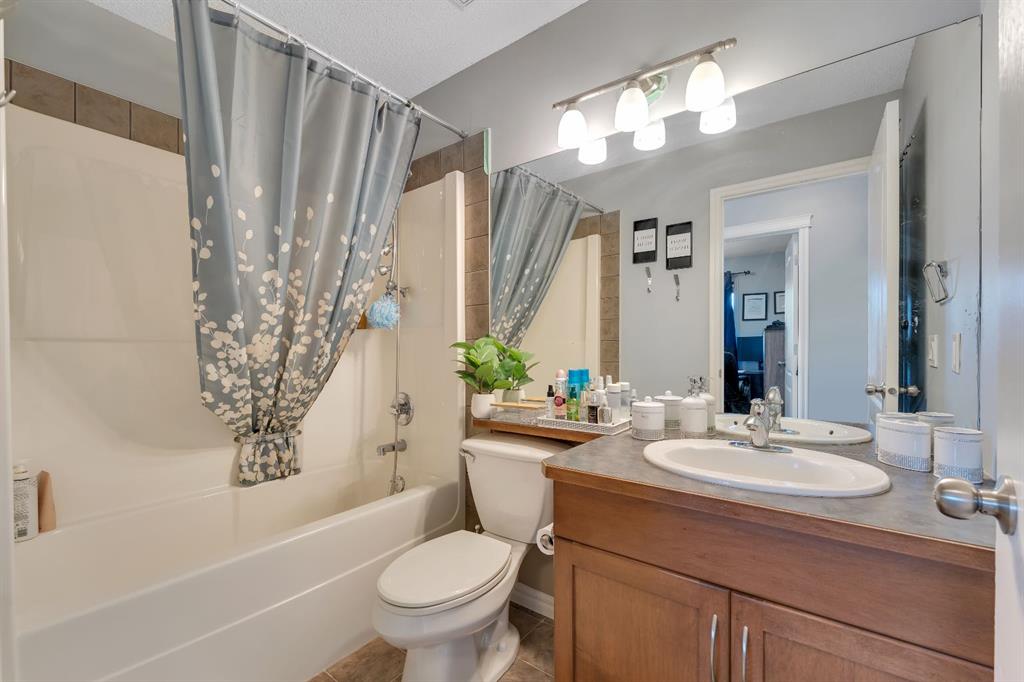 1350 PRAIRIE SPRINGS Park SW