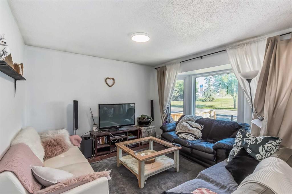 144 Bergen Road NW