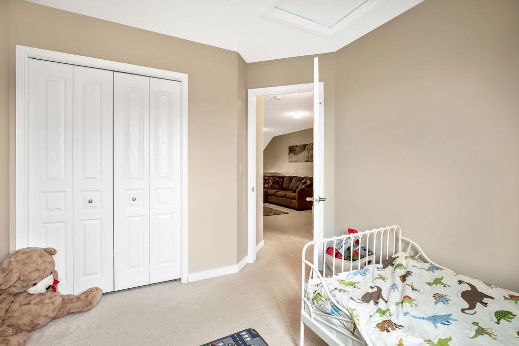 1161 New Brighton Park SE