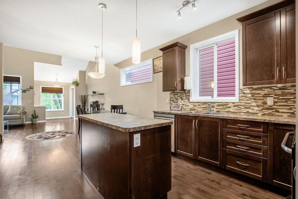 1161 New Brighton Park SE