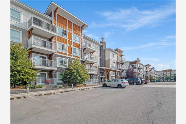 302 Skyview Ranch Drive NE, Calgary