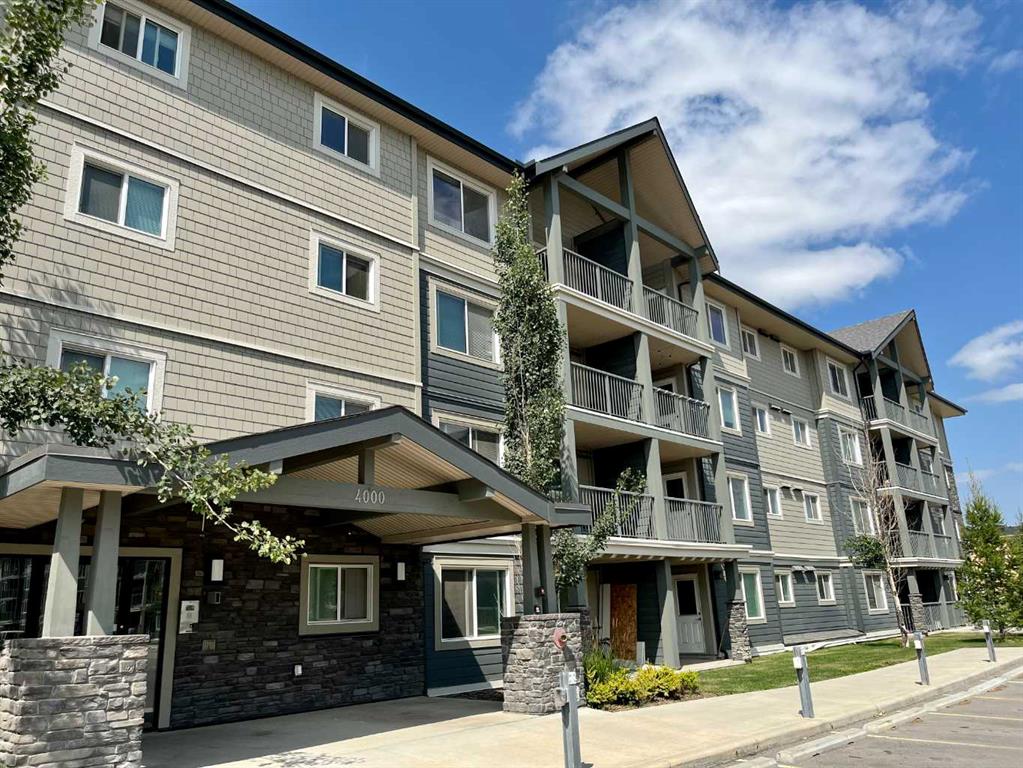 181 Skyview Ranch Manor NE, #4401