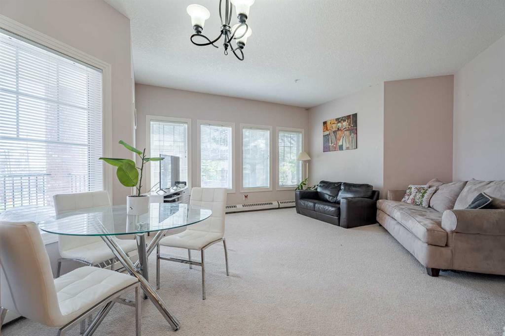 60 Royal Oak Plaza NW, #134