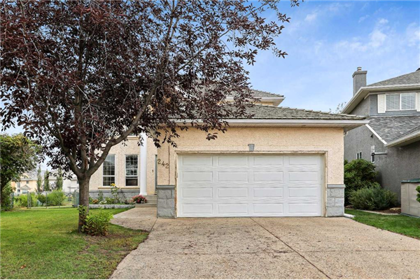 242 Coral Springs Landing NE, Calgary