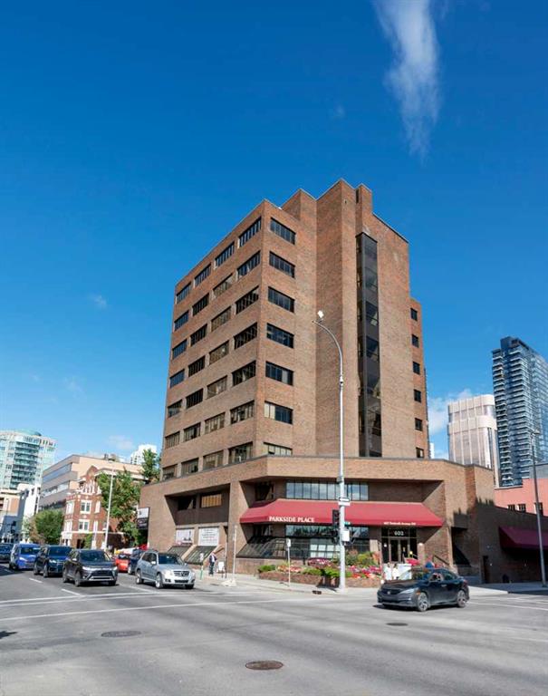 602 12 Avenue SW, #810