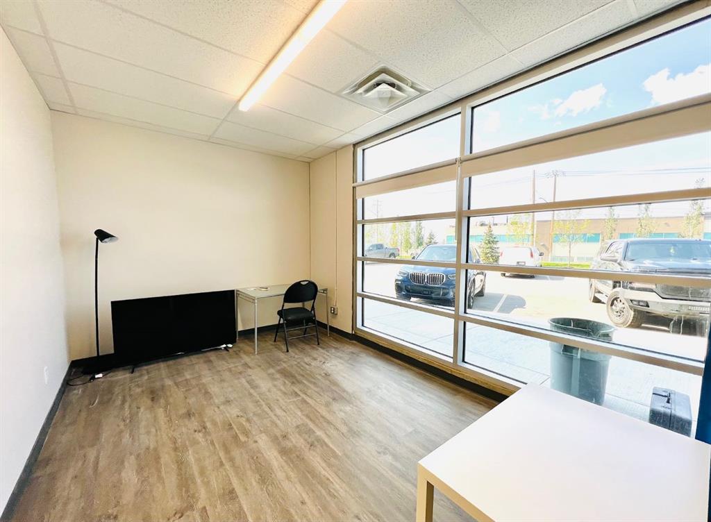 220 Manning Road NE, #1050