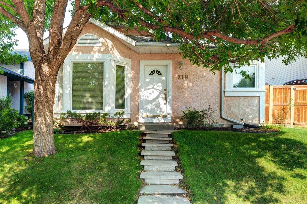 219 Mckerrell Way SE