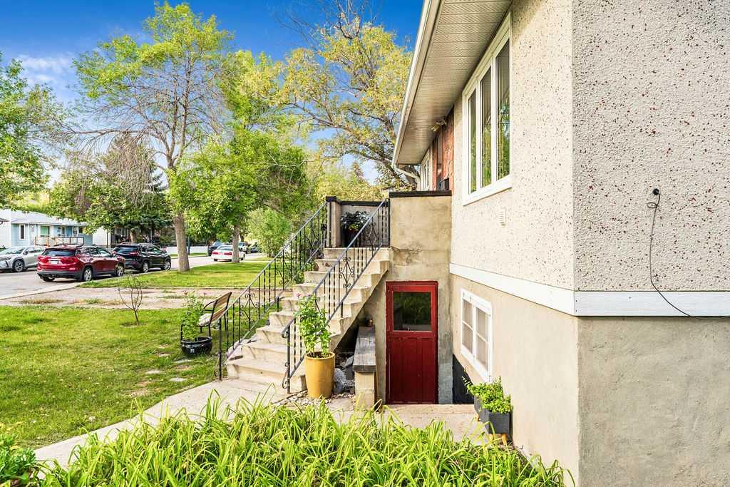 7430 20 Street SE, #A&B