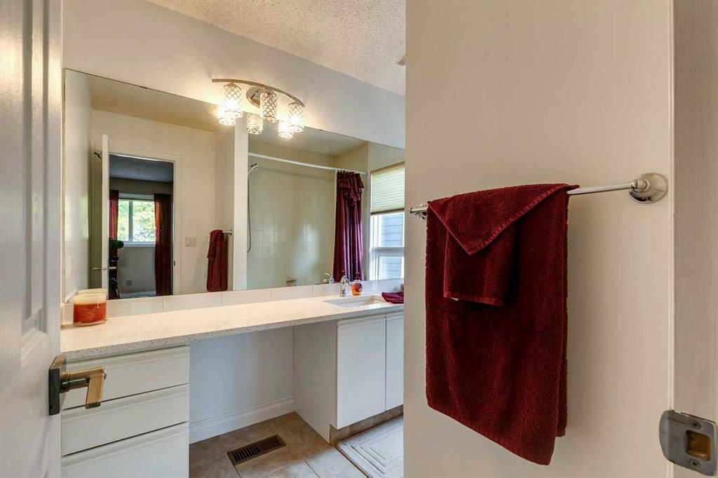 Listing A2078846 - Large Photo # 28