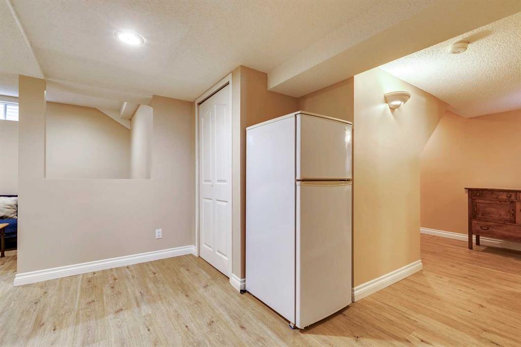 Listing A2078846 - Large Photo # 38