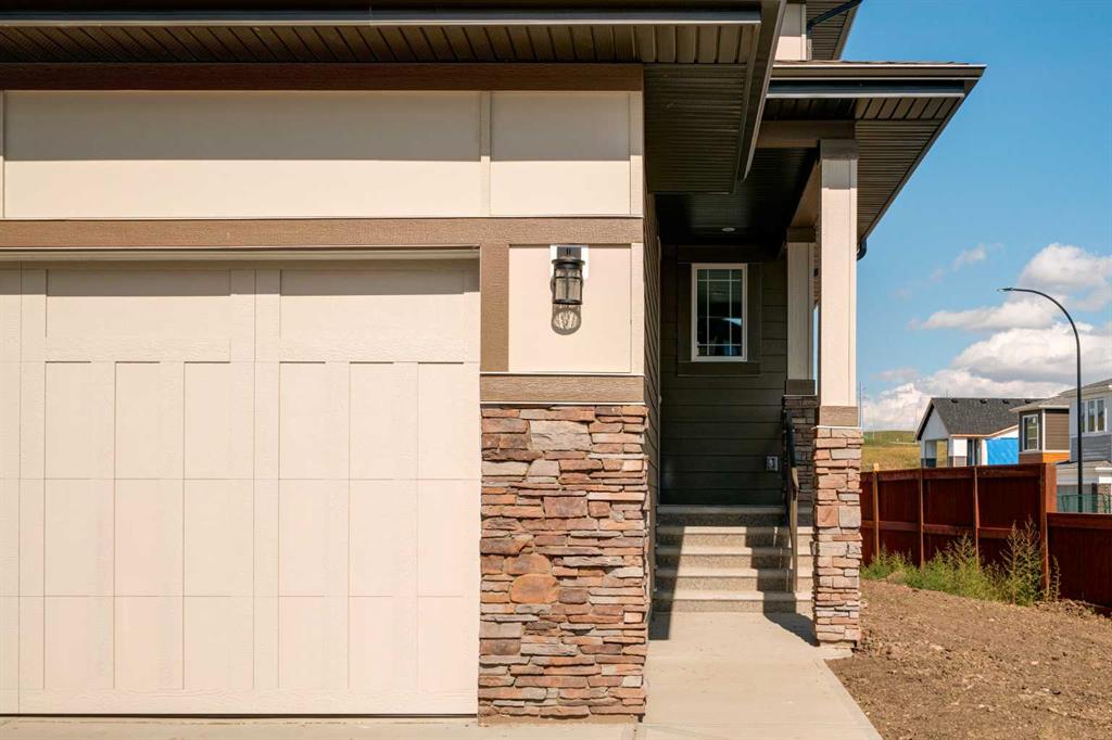 405 Cranbrook Gardens SE