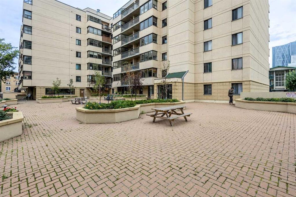 111 14 Avenue SE, #206