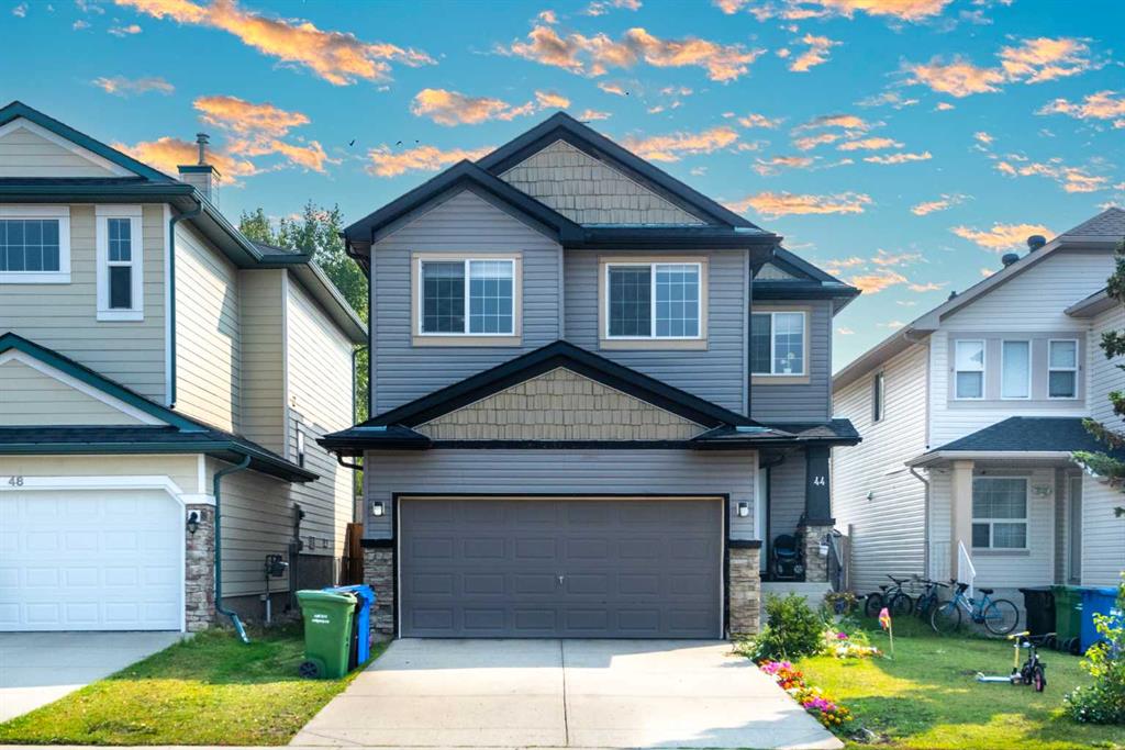 44 Saddlecrest Park NE