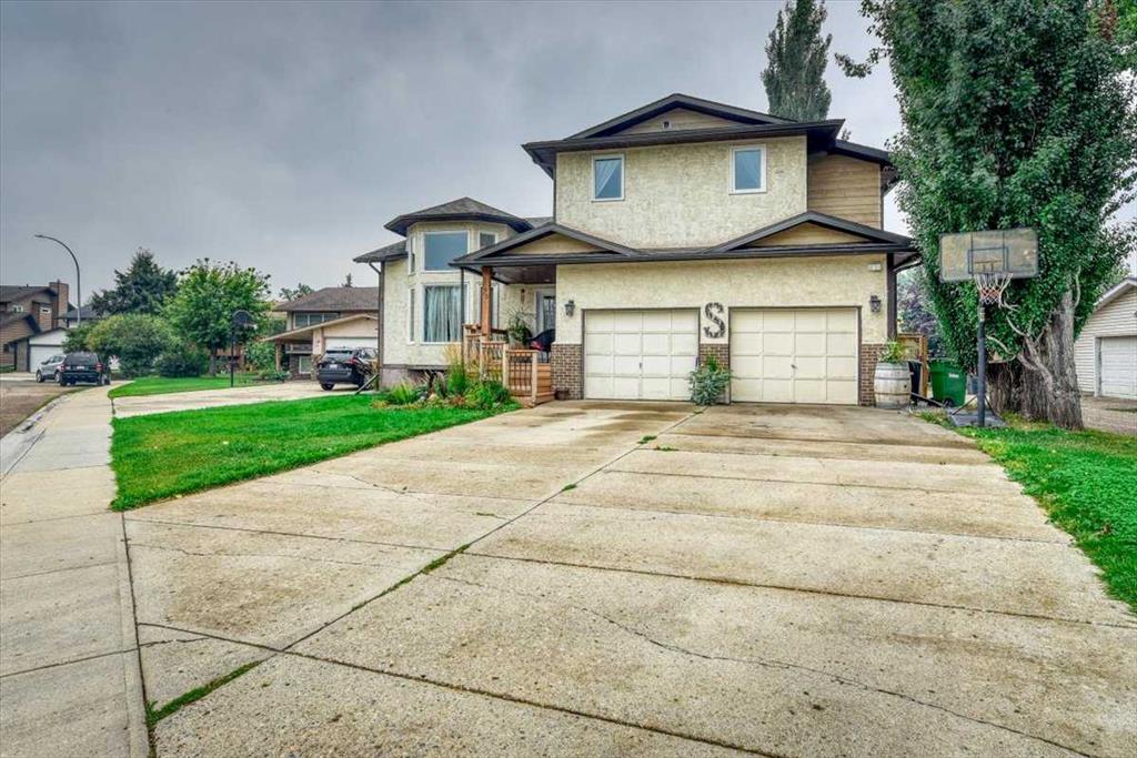 25 Parkwood Crescent