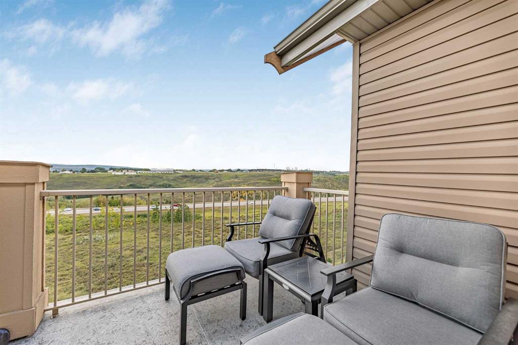 207 Sunset Drive, #406