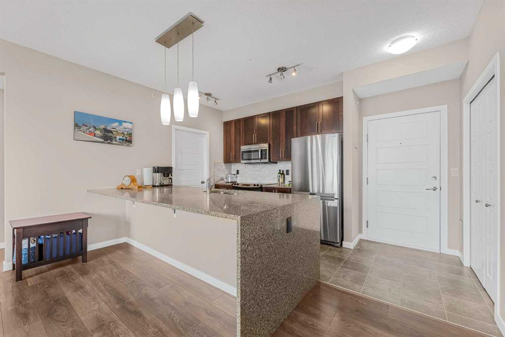 207 Sunset Drive, #406