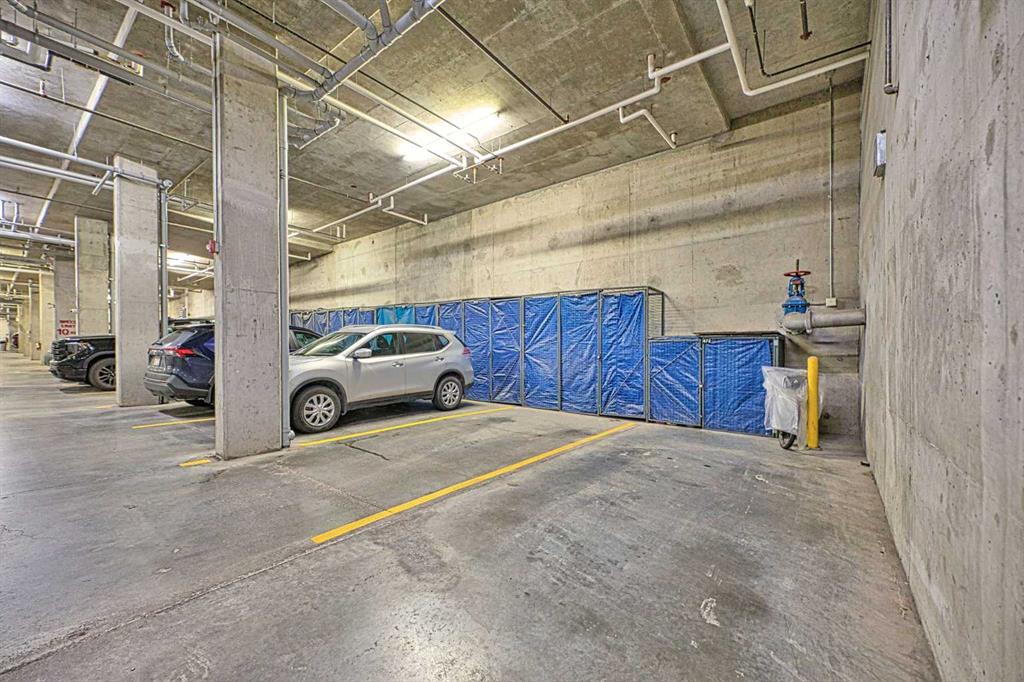 207 Sunset Drive, #406