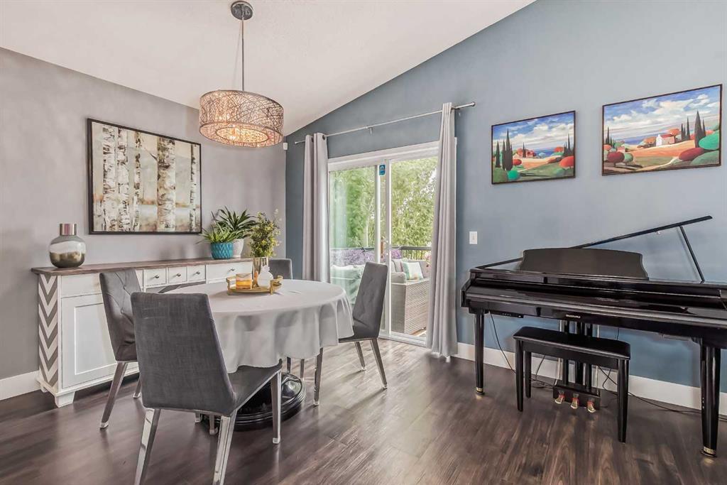 10 Cimarron Meadows Close