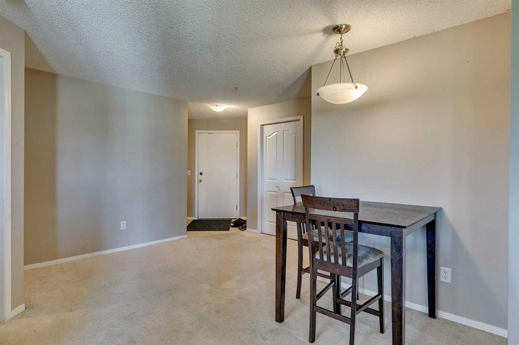 304 Mackenzie Way SW, #6214