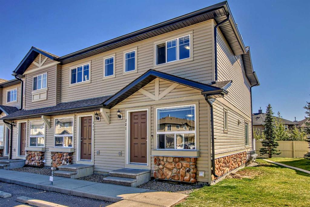221 Saddlebrook Point NE