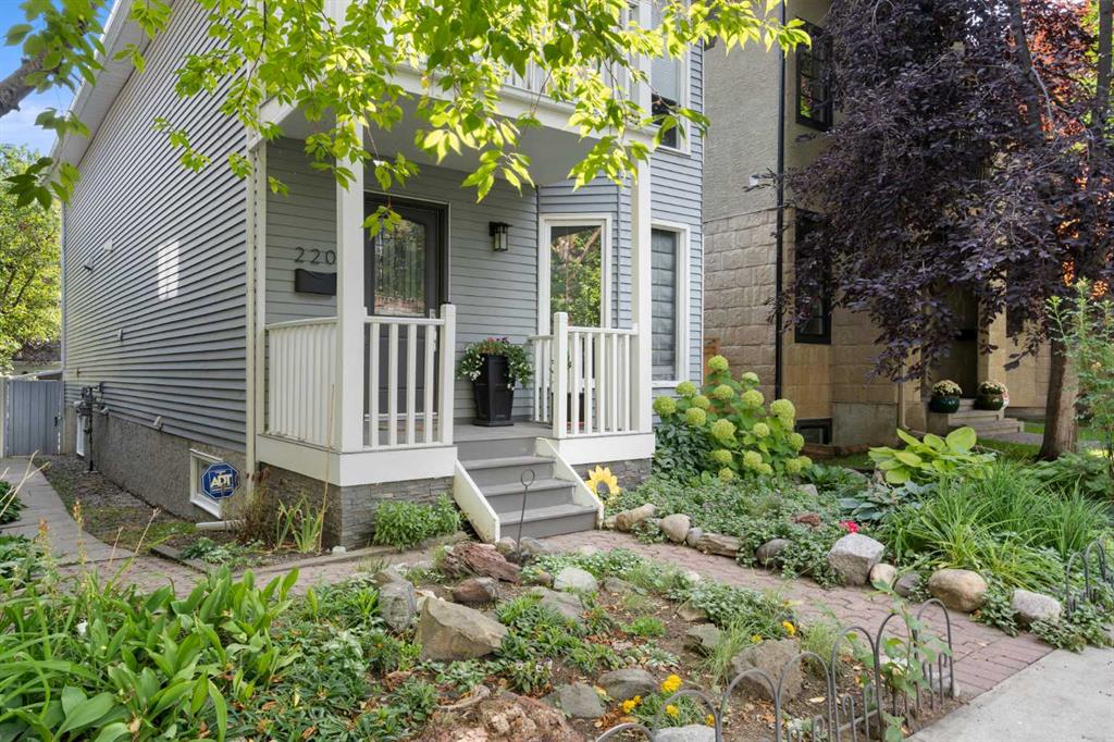 220 12 Street NW