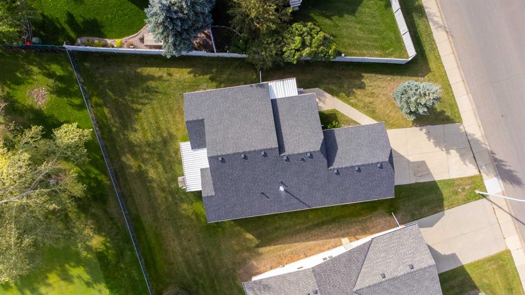 404 Woodside Drive NW