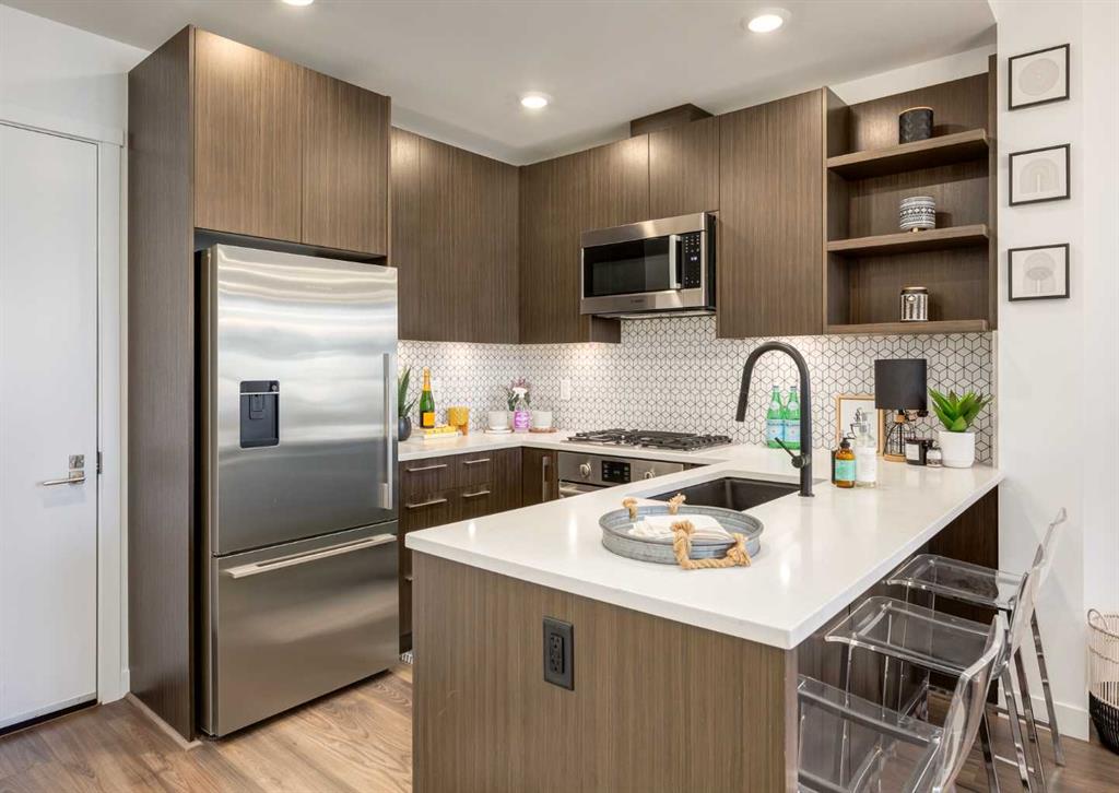 88 9 Street NE, #414