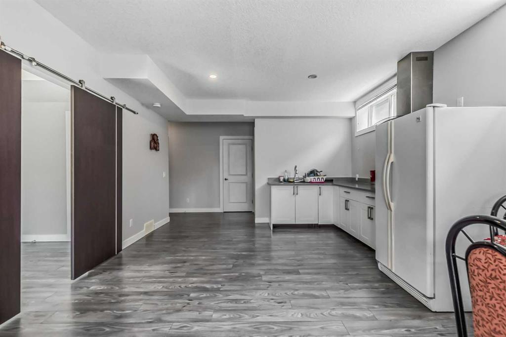 108 Aspenmere Circle